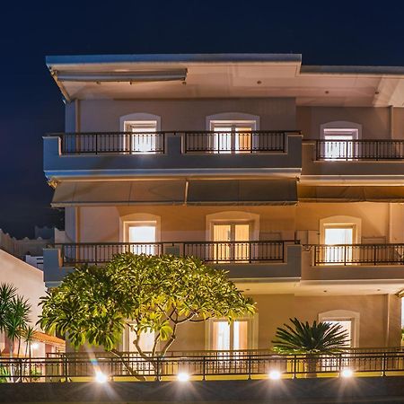 Vakakis-Me Apartments 帕琉乔拉 外观 照片